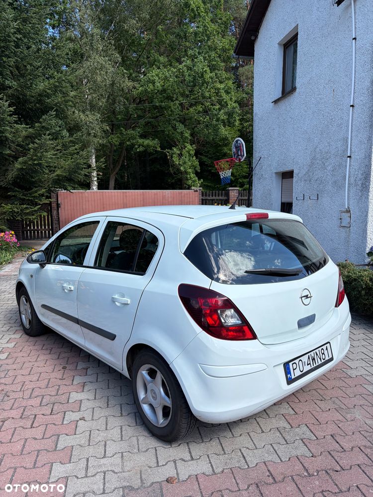 Opel Corsa 1.3 CDTI Essentia - 11