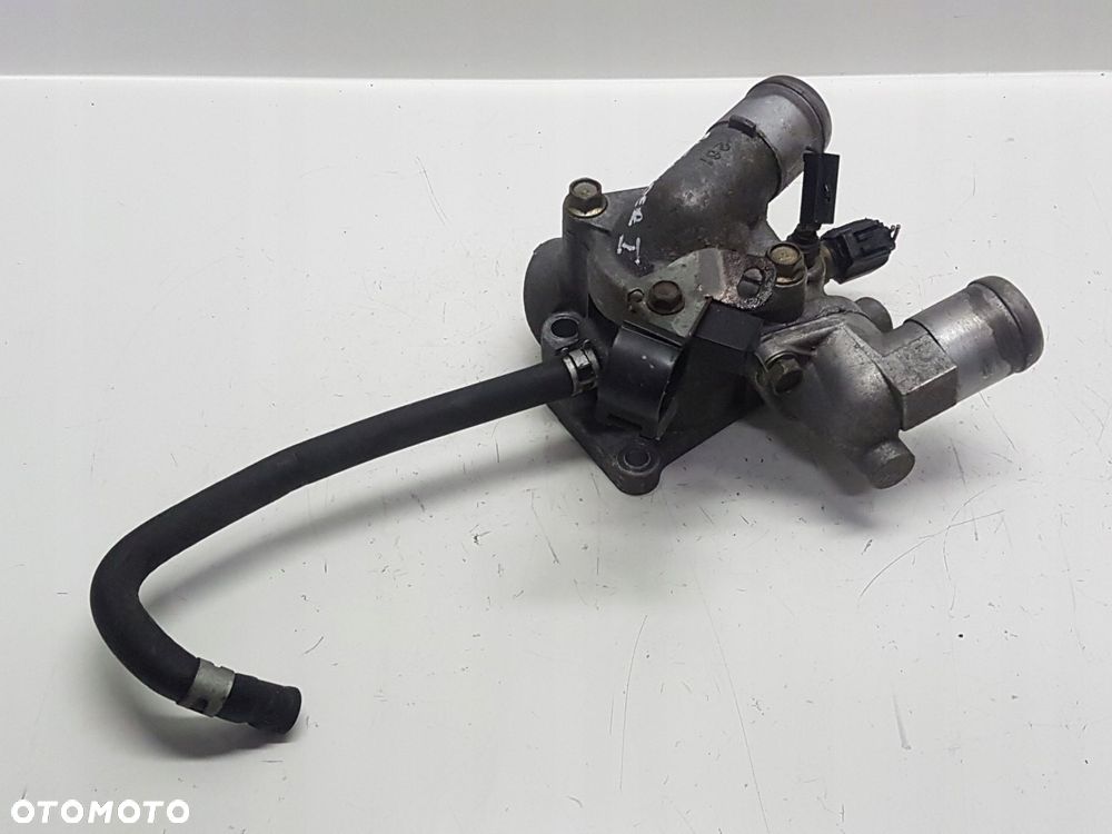 OUTLANDER I 2.0B 03- OBUDOWA TERMOSTATU - 7