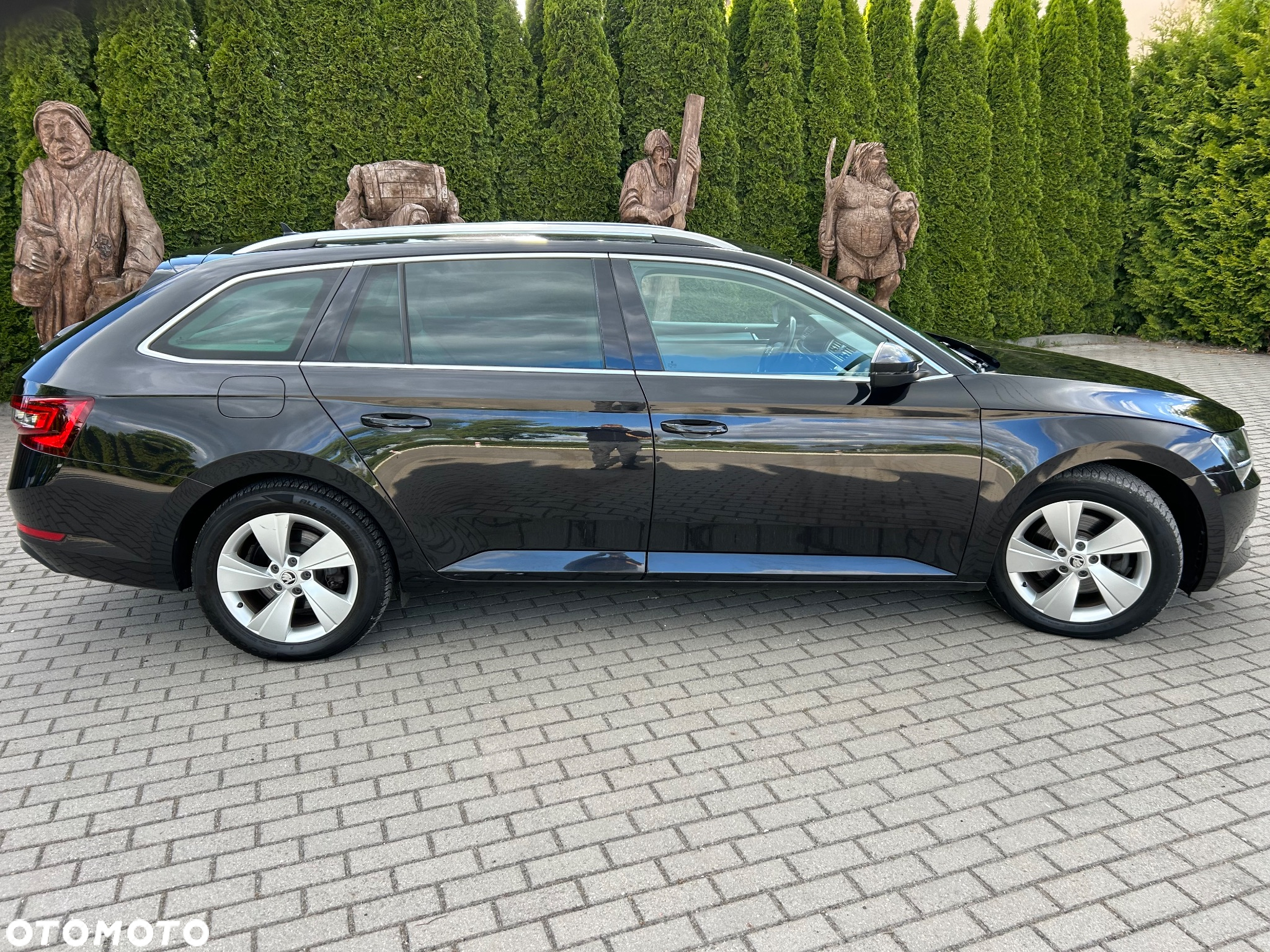 Skoda Superb 2.0 TDI DSG Style - 11