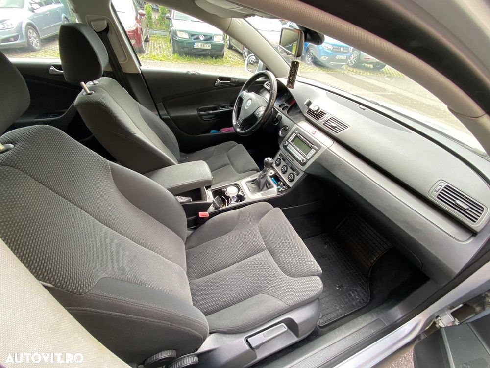 Volkswagen Passat 2.0TDI Trendline DPF - 9