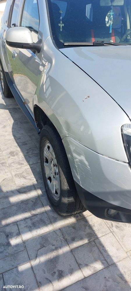 Dacia Duster 1.5 dCi 4x4 Laureate - 6