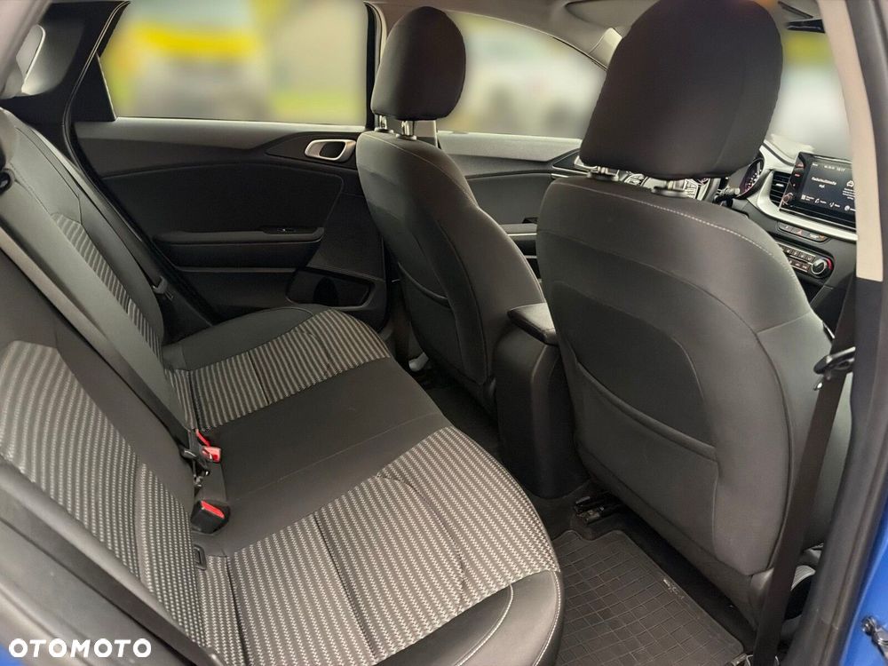 Kia Ceed - 15