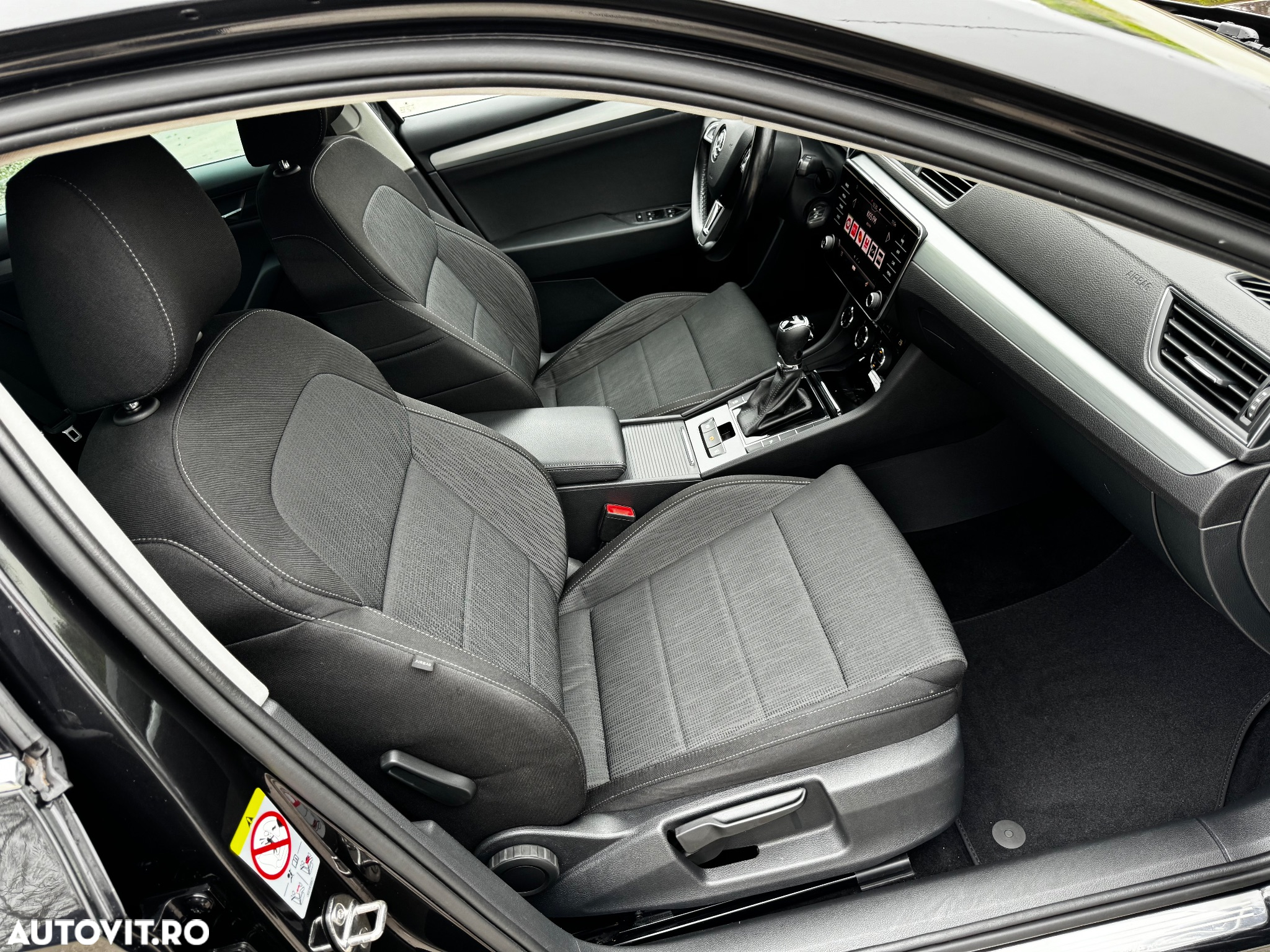 Skoda Superb 2.0 TDI DSG Ambition - 16