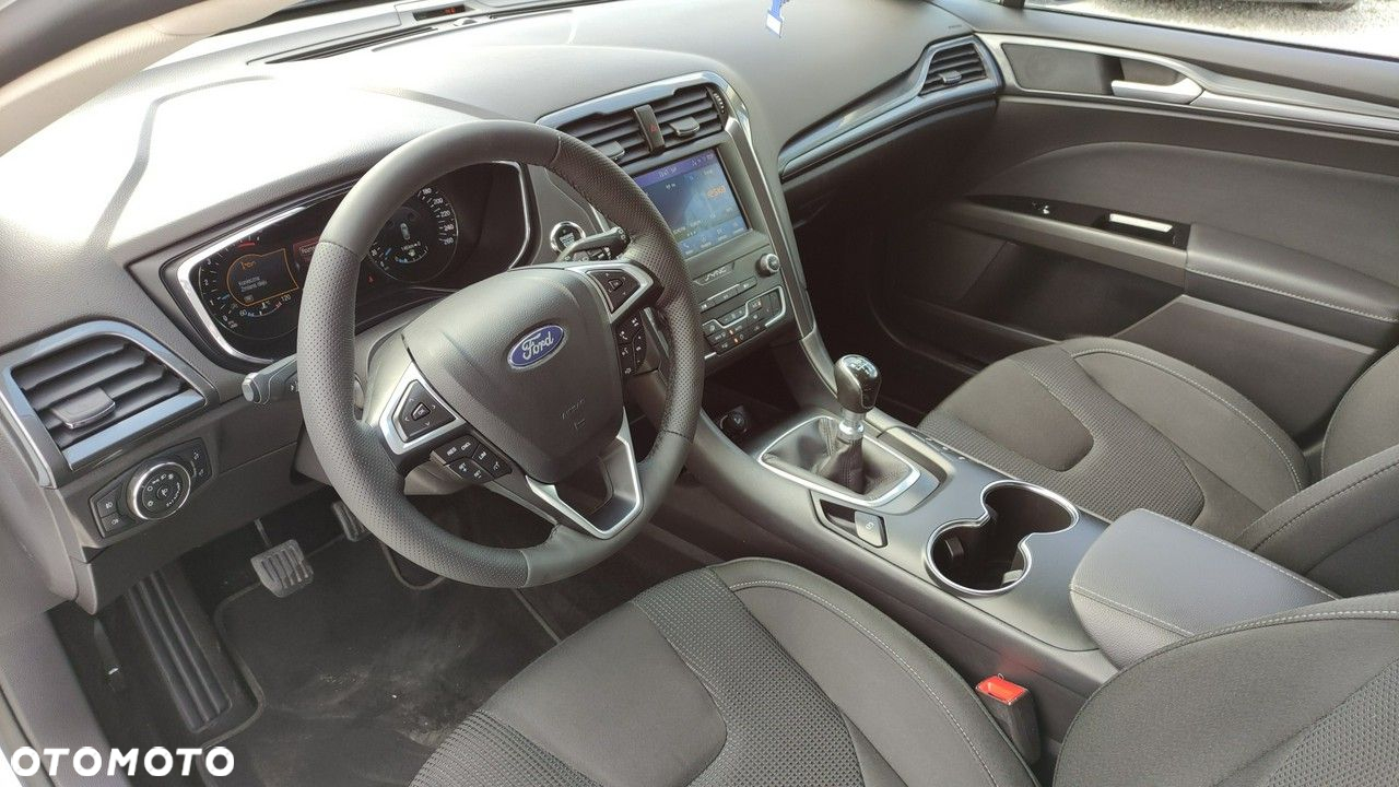 Ford Mondeo - 21