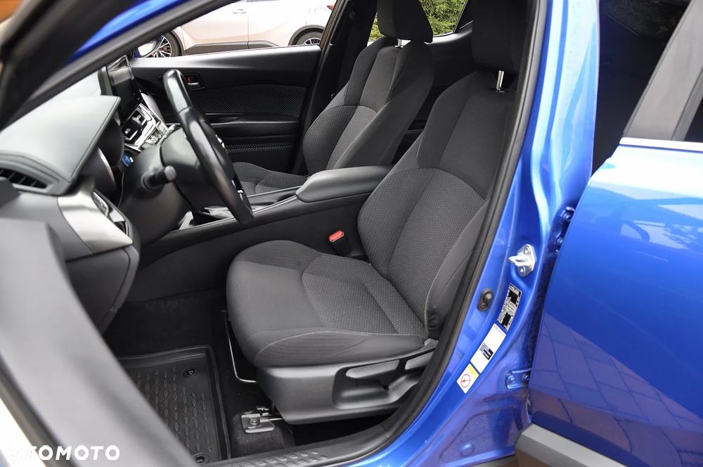 Toyota C-HR - 16