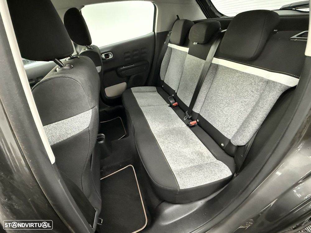 Citroën C3 1.2 PureTech Shine Pack — fotografia 15