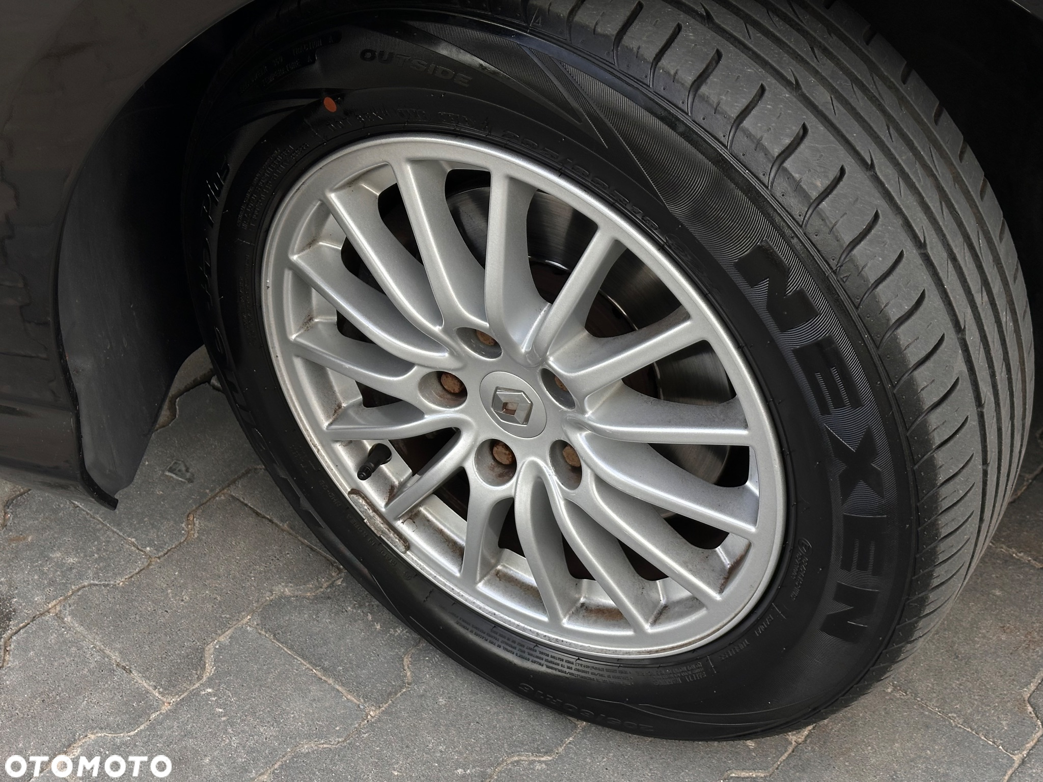 Renault Laguna 2.0 16V Dynamique - 8