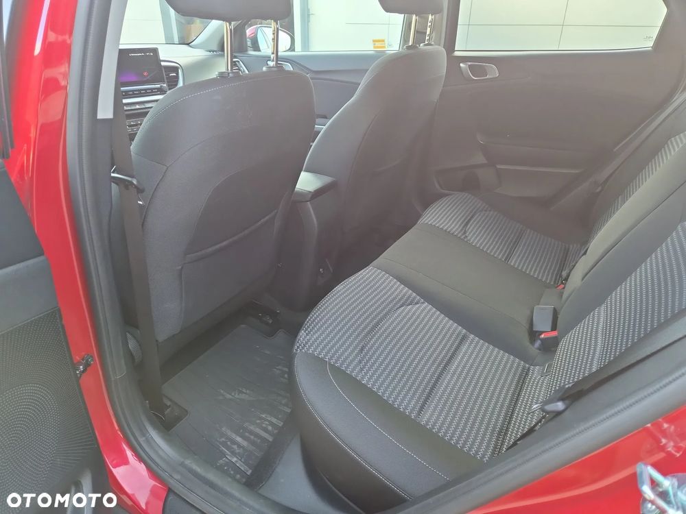 Kia XCeed 1.5 T-GDI M - 19