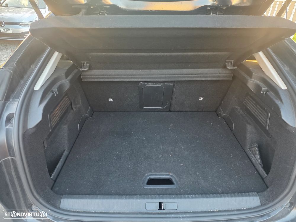 Citroën e-C4 50 kWh Shine - 21