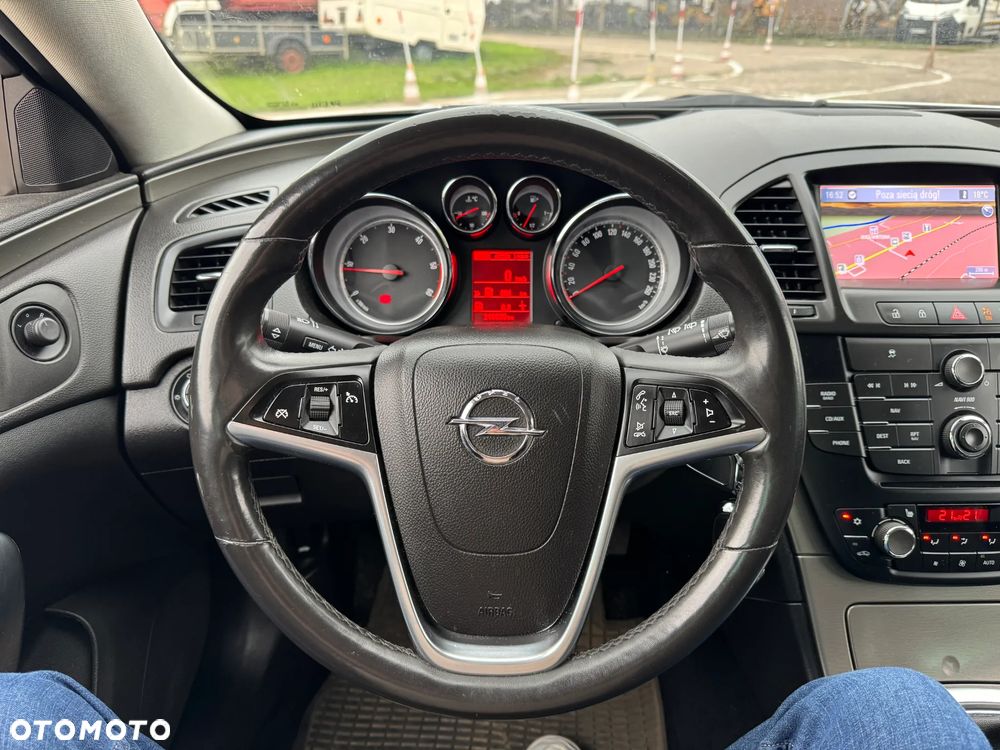 Opel Insignia 2.0 CDTI Sports Tourer Design Edition - 11