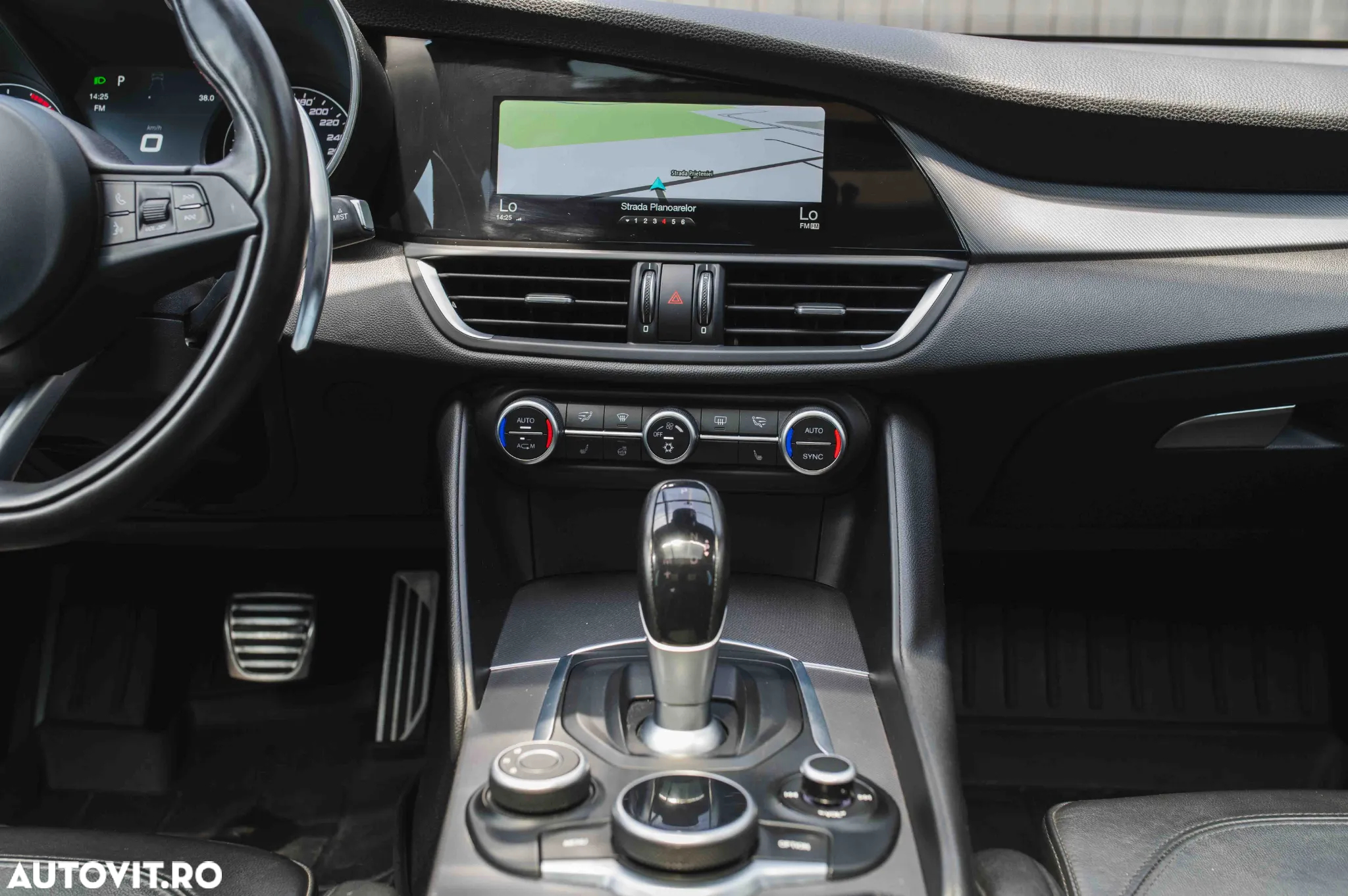 Alfa Romeo Giulia 2.2 Diesel AT8-Q4 Veloce - 18
