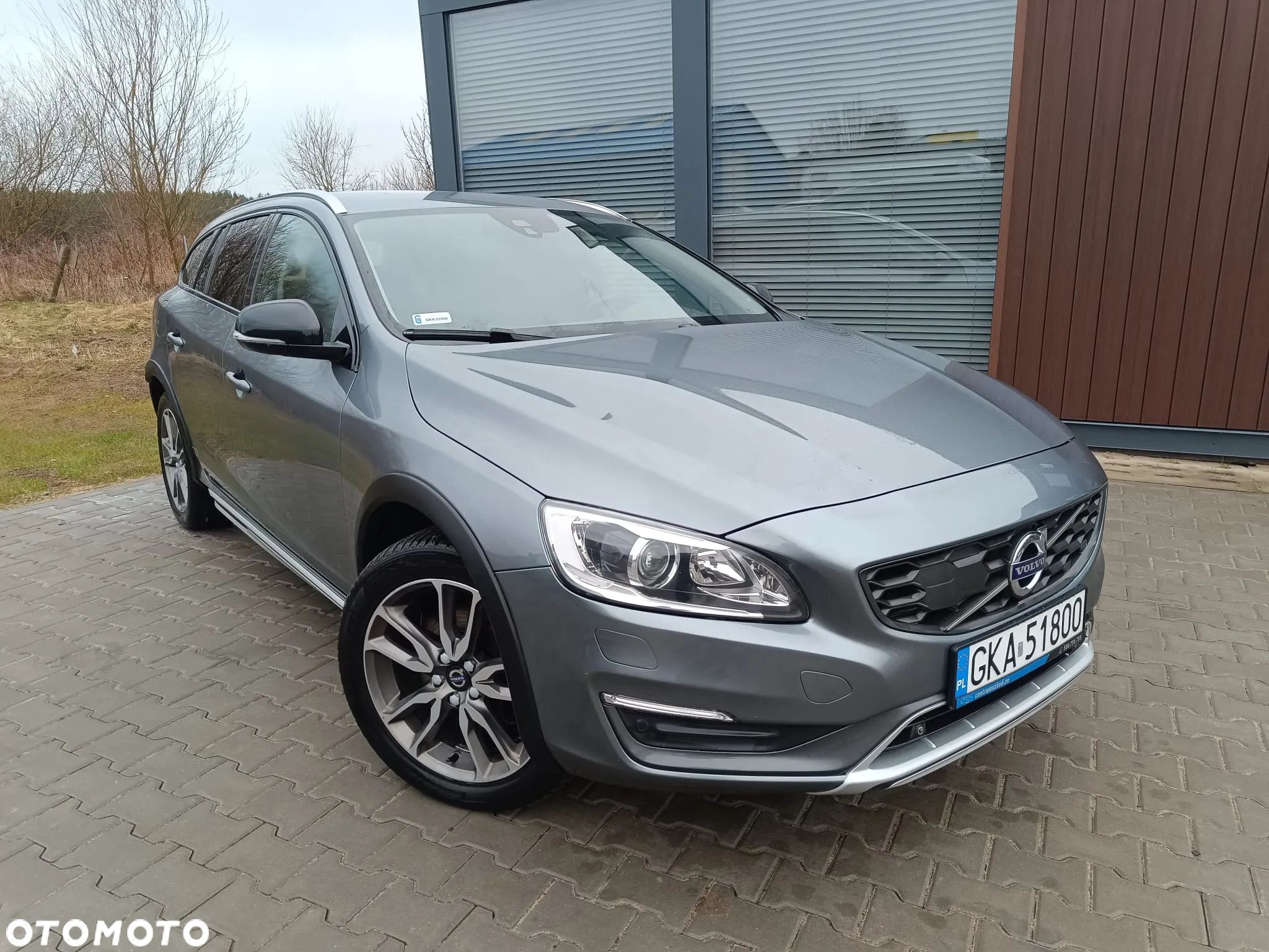 Volvo V60 D4 AWD Drive-E Summum - 1