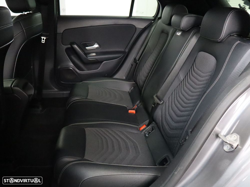 Mercedes-Benz A 250 e Style Plus - 11