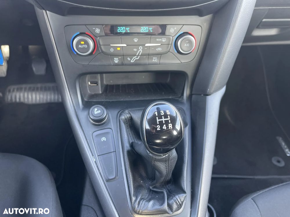 Ford Focus 1.0 EcoBoost Trend - 12