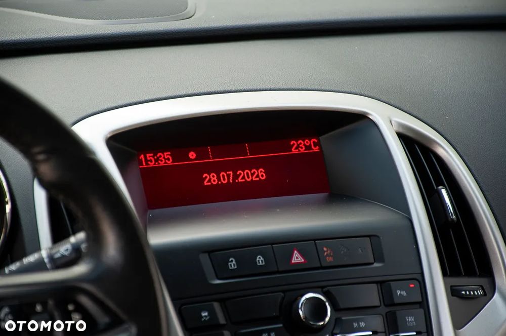 Opel Astra 1.4 Turbo Innovation - 37