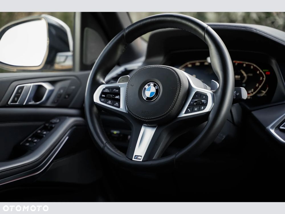 BMW X5 xDrive40i - 24