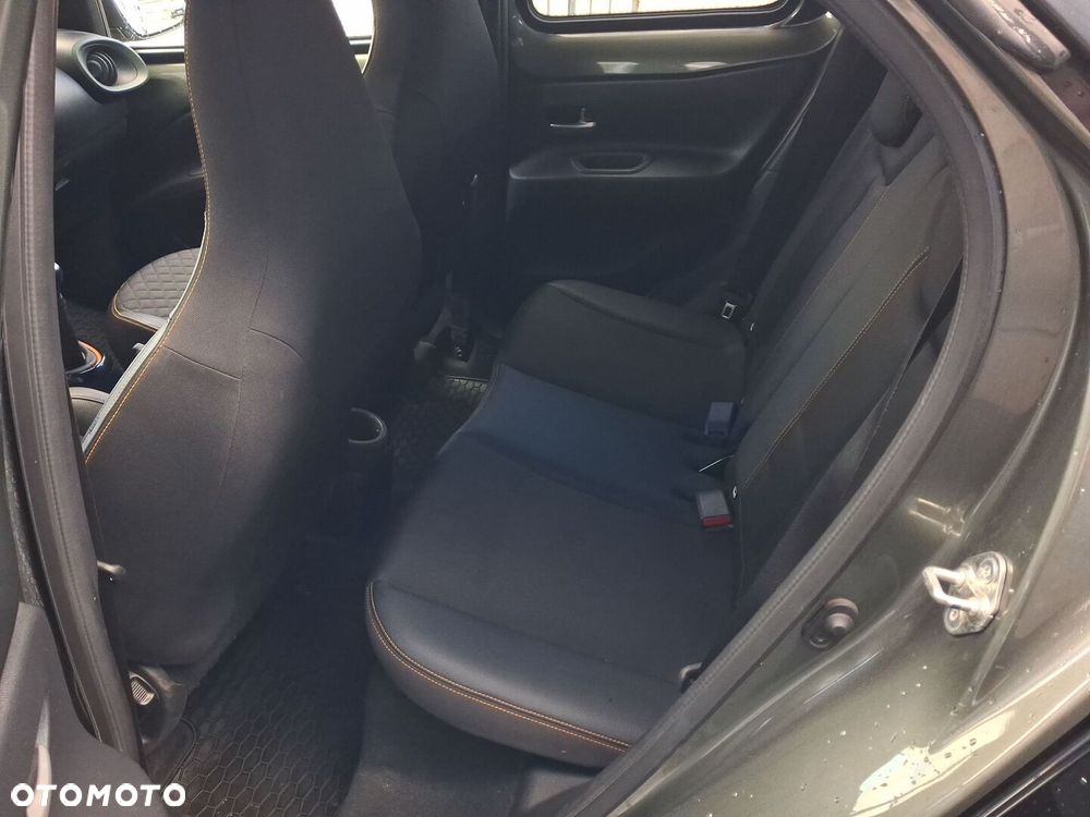 Toyota Aygo X 1.0 VVT-i Limited - 16