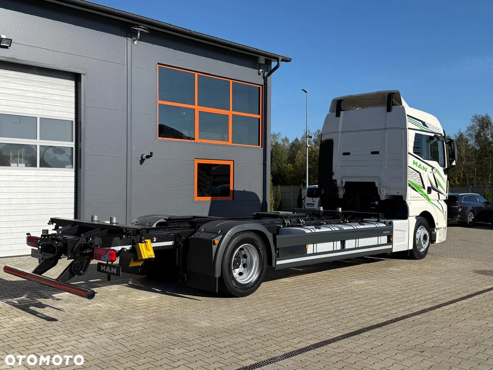 MAN TGX 18.470 // Przebieg 252 tyś. km !!! // Ciężarówka jak nowa // BDF do zabudowy, do żywca, firanka, laweta, pomoc drogowa, chłodnia, kontener - 8