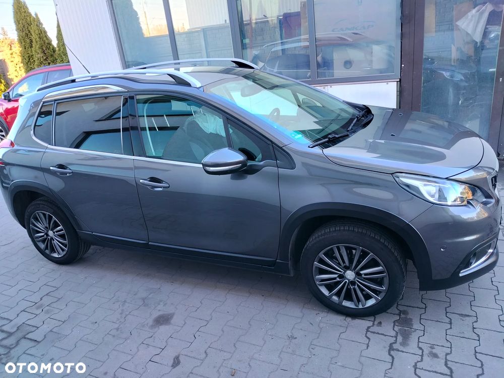 Peugeot 2008 PureTech 110 Stop&Start Allure - 10