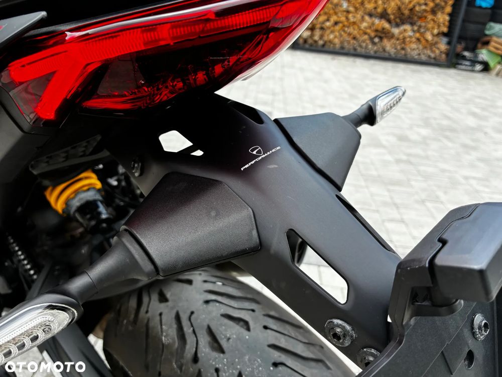 Ducati Monster - 7