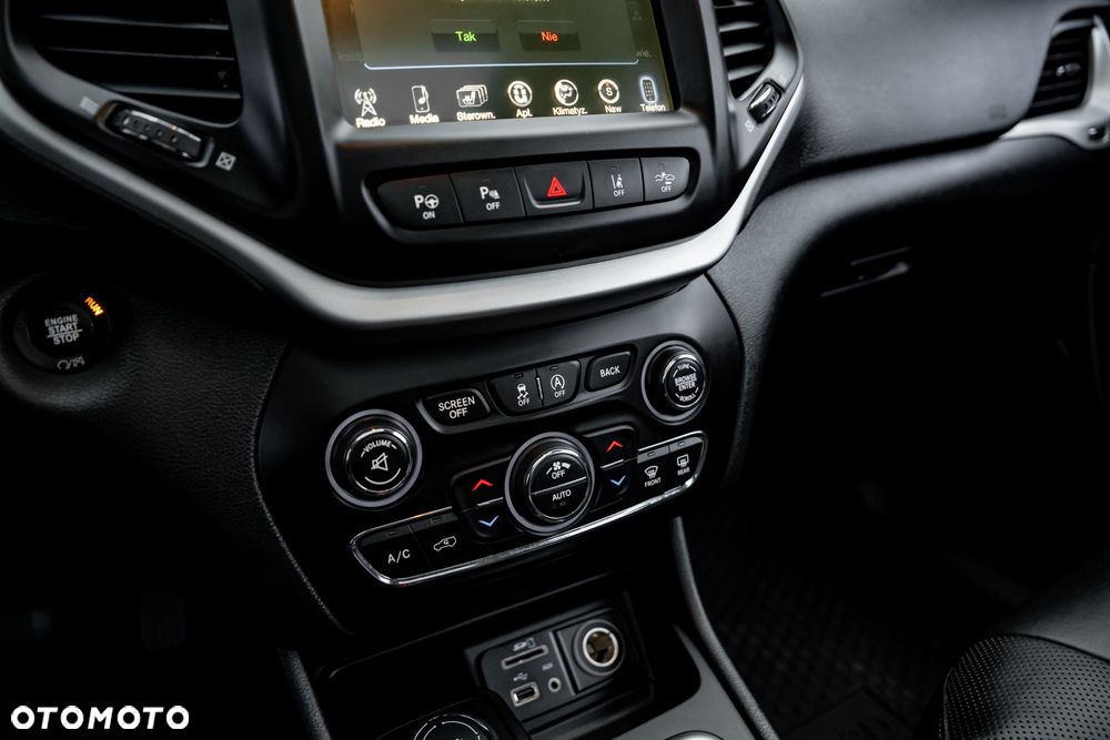 Jeep Cherokee 2.2 MJD Active Drive II Limited - 37