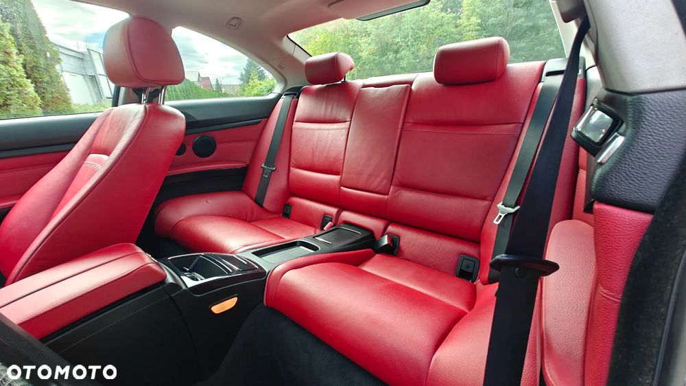 BMW Seria 3 320i - 8