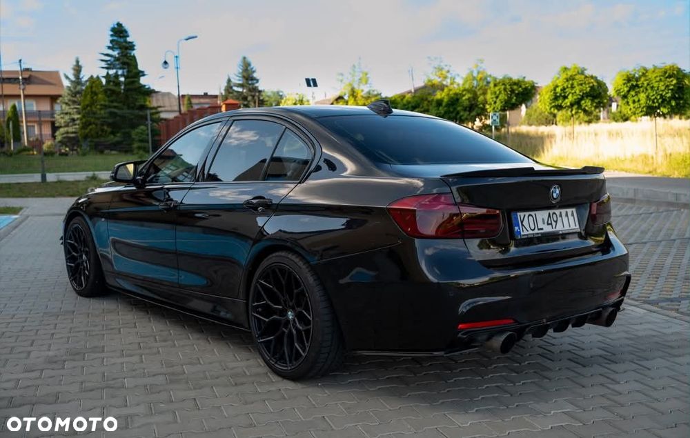 BMW Seria 3 328i - 4