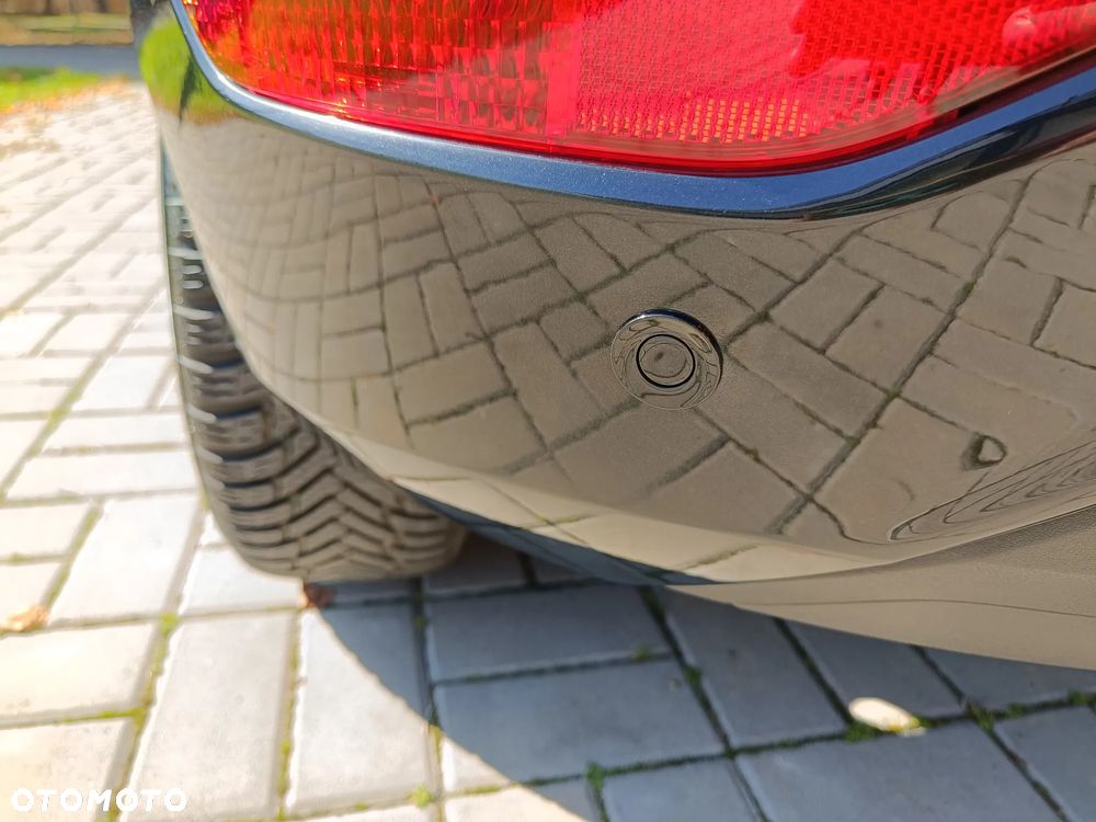 Ford Fiesta 1.0 SYNC Edition - 11