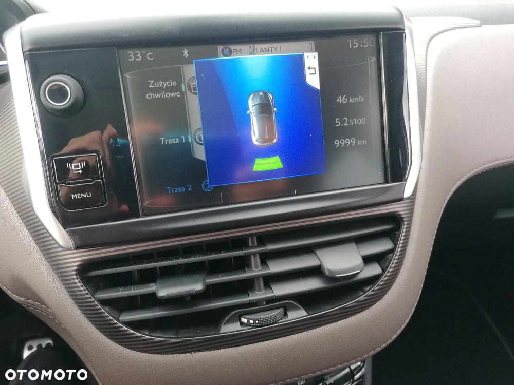 Peugeot 2008 1.6 e-HDi Allure S&S - 24