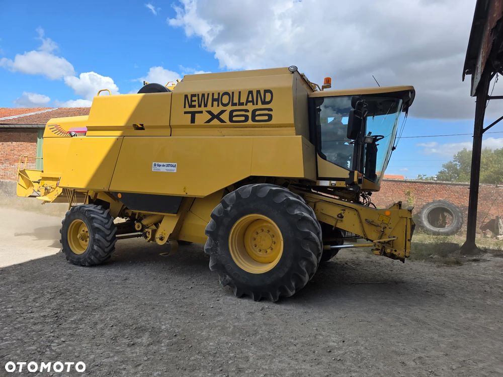 New Holland TX 66 - 3