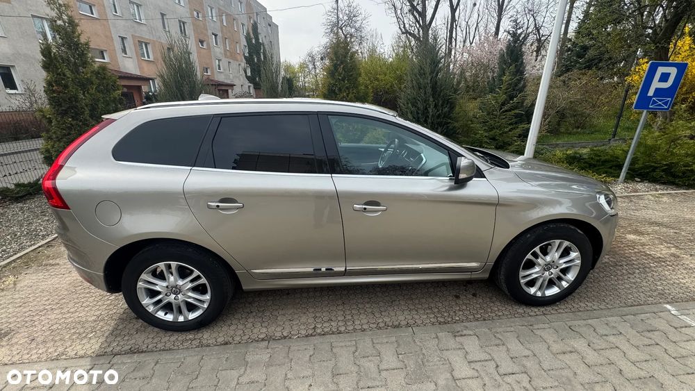 Volvo XC 60 D4 Geartronic Summum - 5