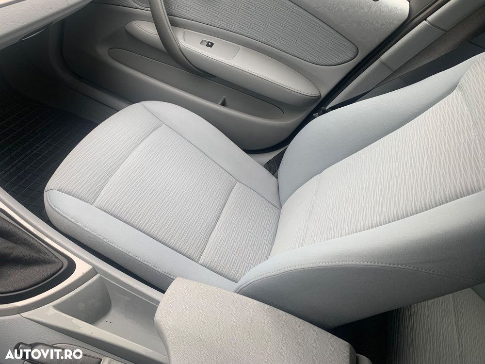 BMW Seria 1 118i Aut. - 18