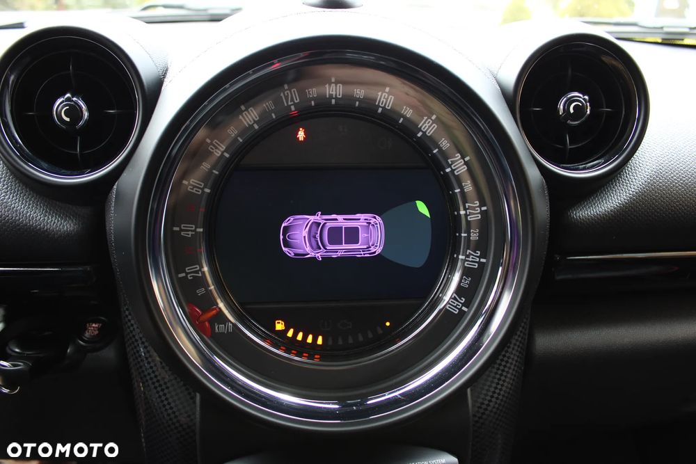 MINI Countryman - 32