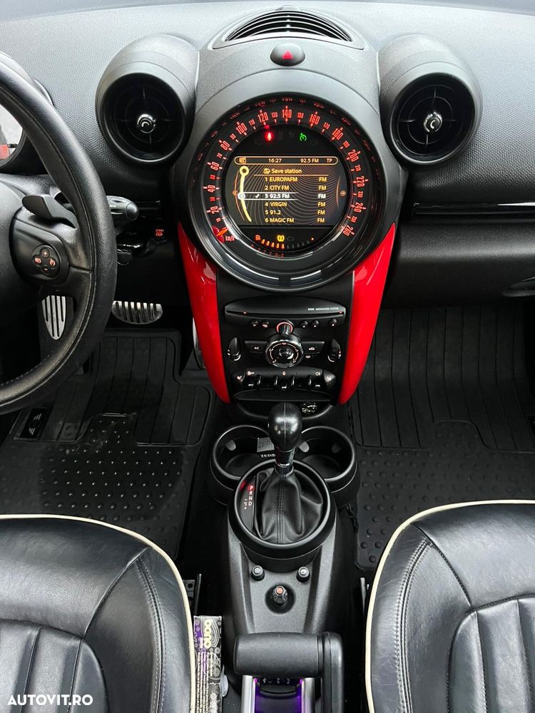 Mini Countryman - 18