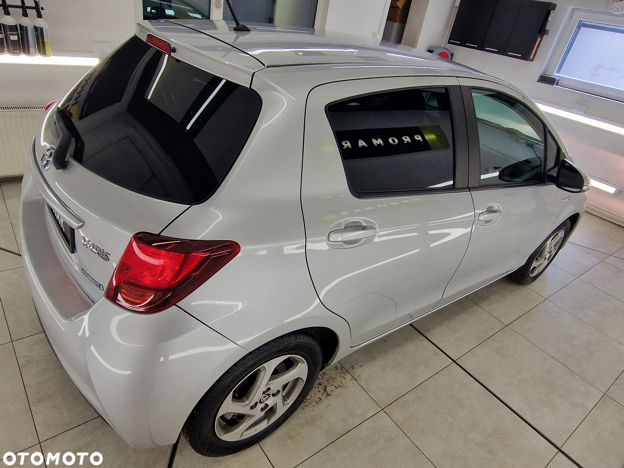 Toyota Yaris Hybrid 1.5 VVT-i Comfort - 5