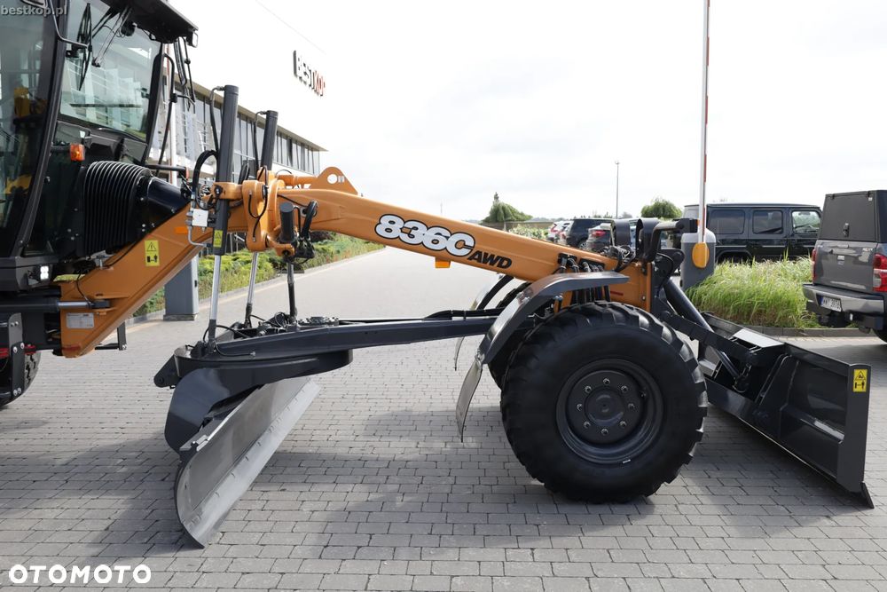 Case 836C AWD - 3