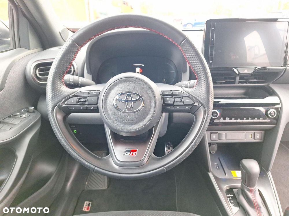Toyota Yaris Cross Hybrid 1.5 GR Sport - 12