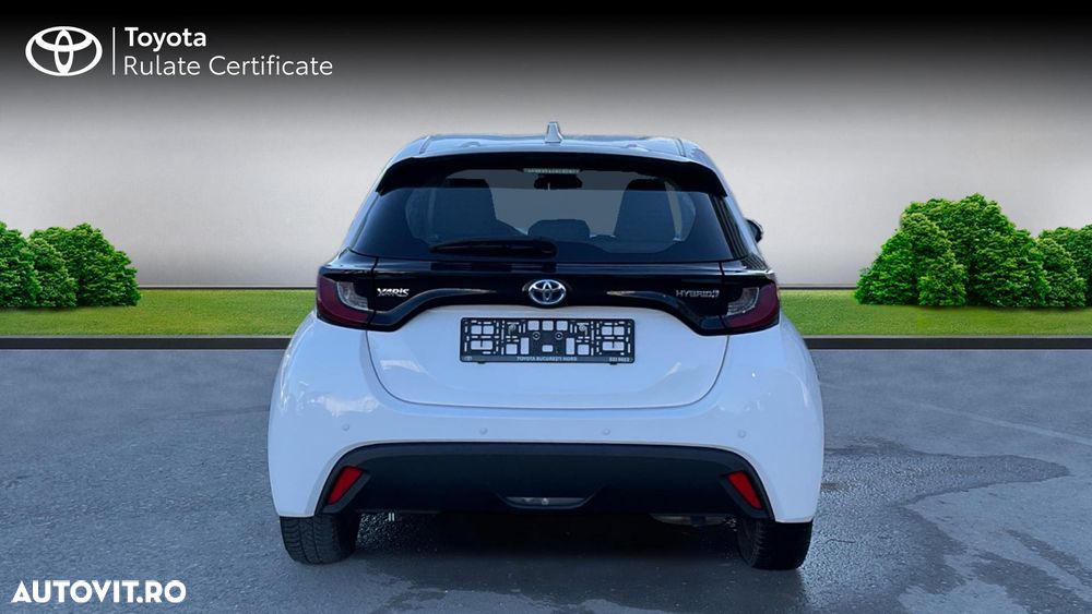 Toyota Yaris 1.5 VVT-i HSD Eco - 3