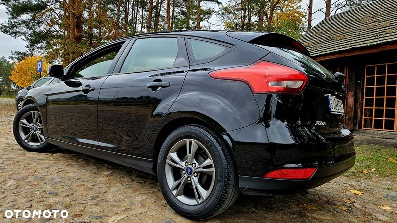 Ford Focus 1.6 Trend - 4