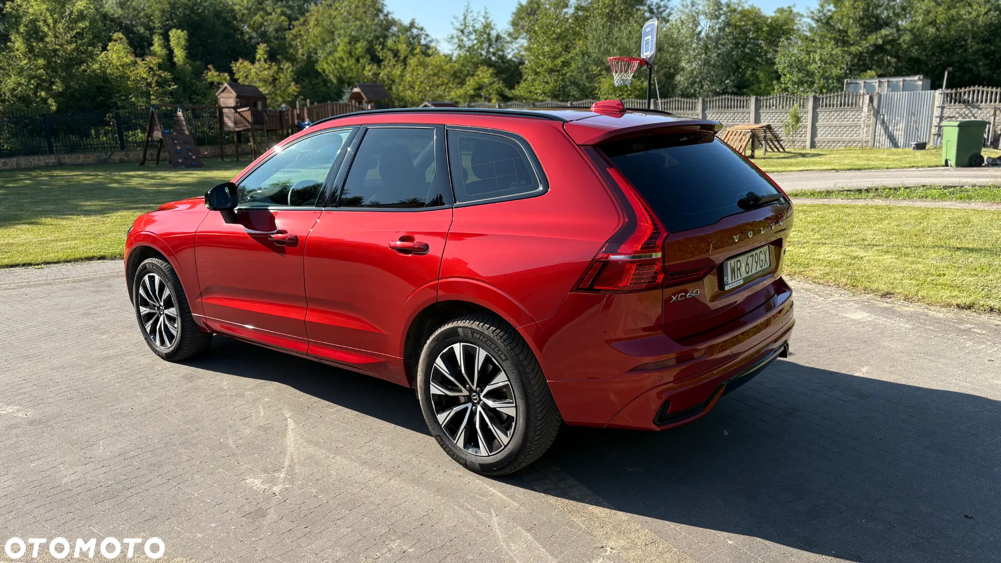 Volvo XC 60 B4 B Plus Dark - 9