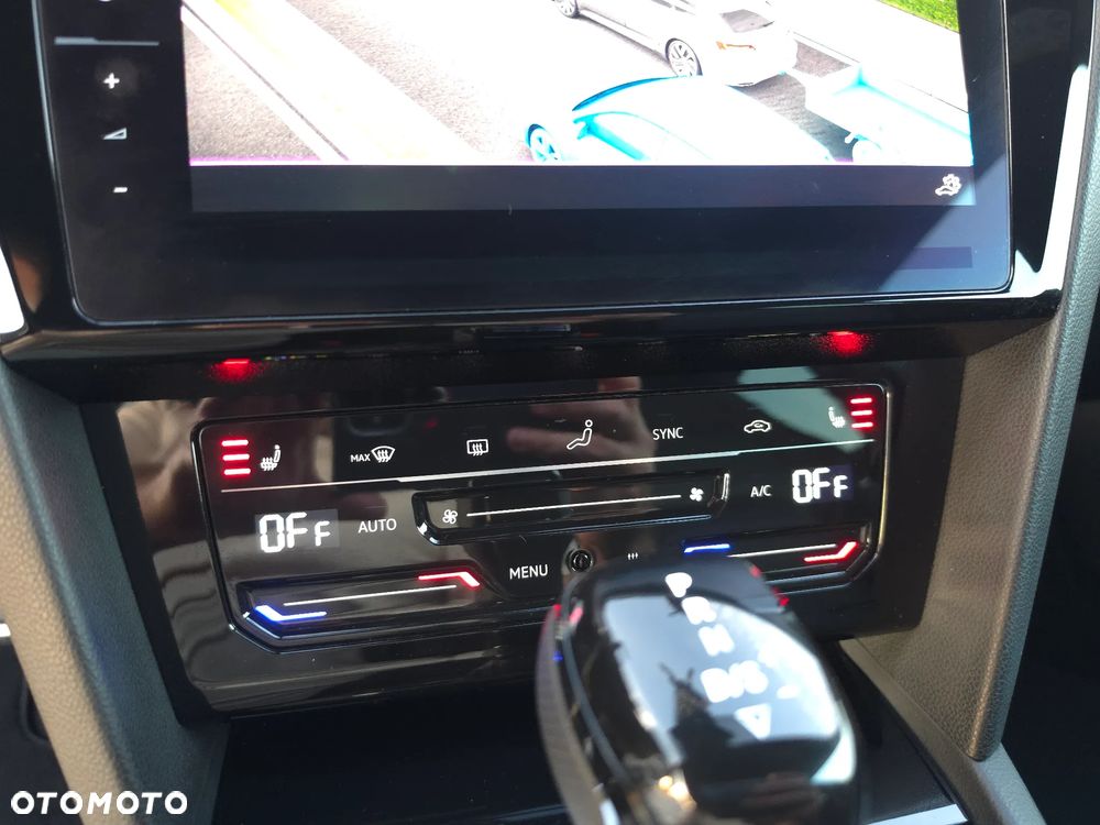 Volkswagen Arteon 2.0 TSI R-Line DSG - 32
