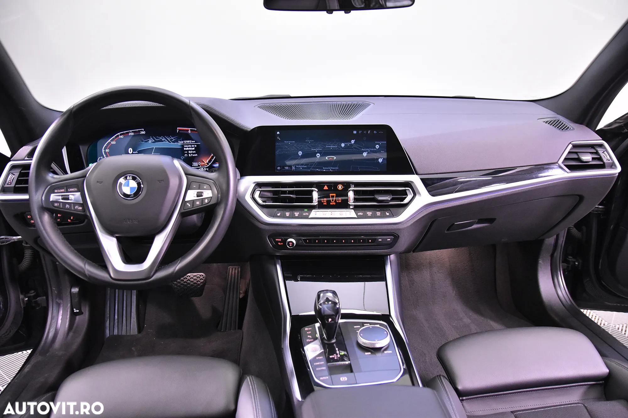 BMW Seria 3 320i AT - 9