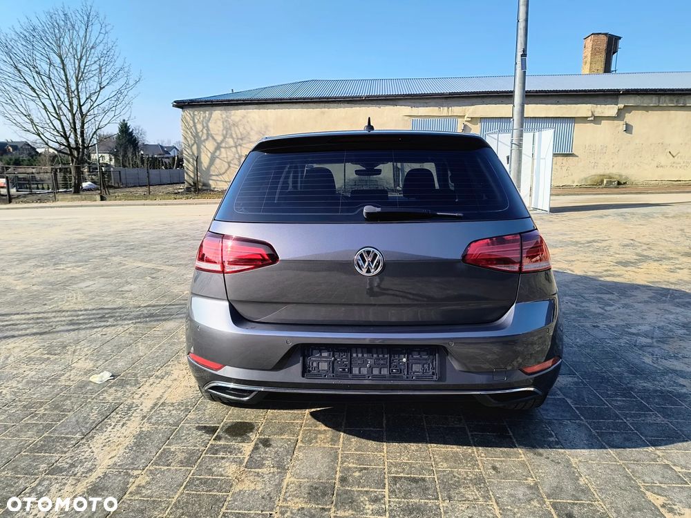 Volkswagen Golf - 14