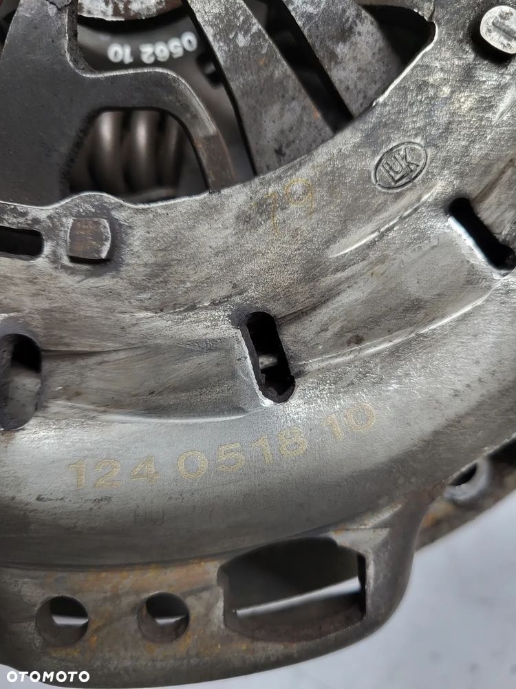 MERCEDES W906 KOŁO DWUMASOWE SPRZĘGŁO KOMPLETNE 124051810 - 2