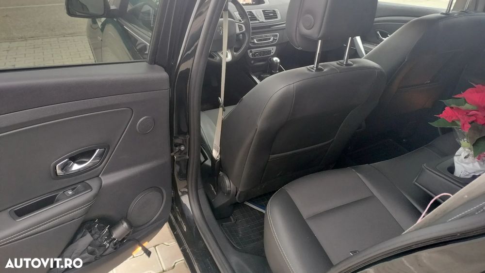 Renault Megane Grandtour ENERGY dCi 110 Start & Stopp Bose Edition - 6