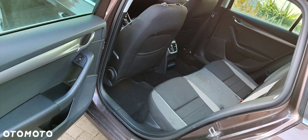 Skoda Octavia 1.8 TSI 4x4 DSG Style - 11