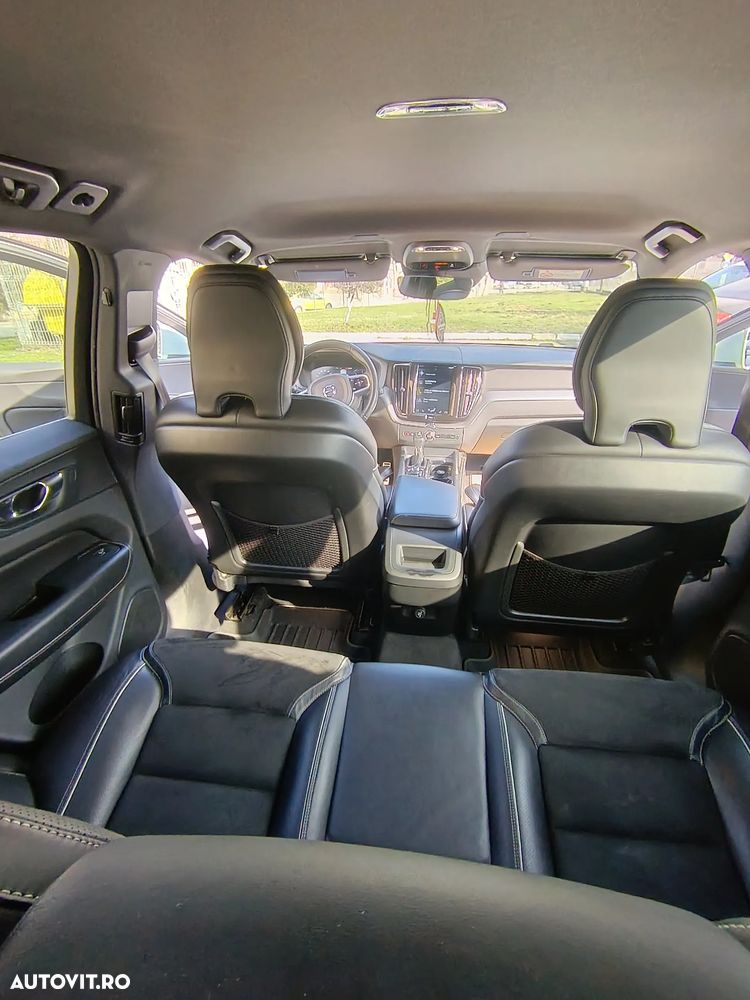 Volvo XC 60 D4 AWD Geartronic RDesign - 14