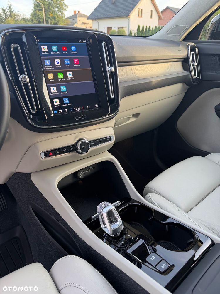 Volvo XC 40 B5 AWD Ultimate Dark - 13