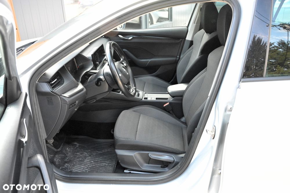 Skoda Octavia 1.5 TSI ACT Ambition - 9