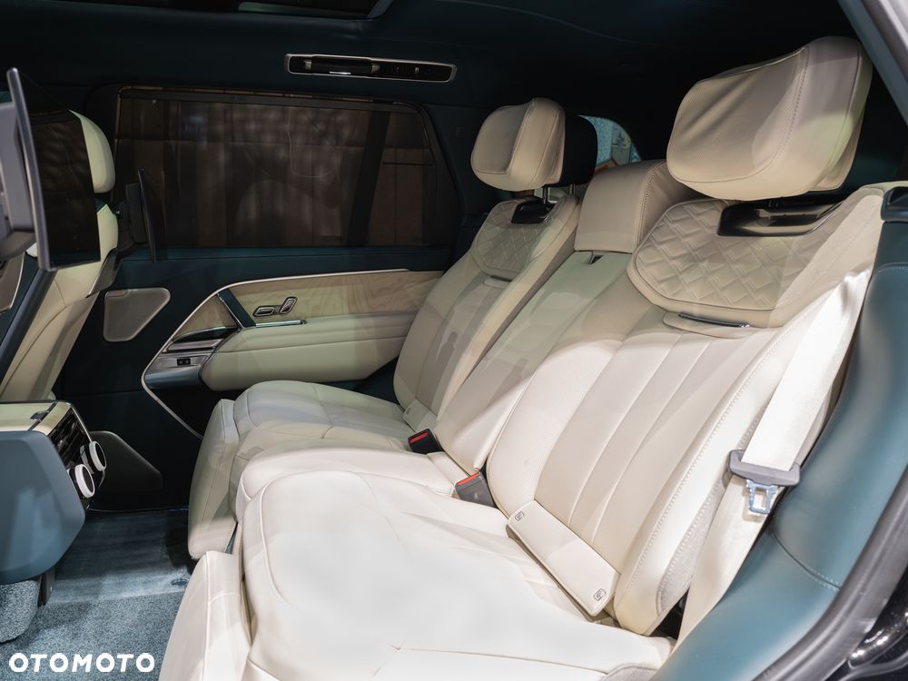 Land Rover Range Rover 4.4 V8 P535 LWB SV - 10